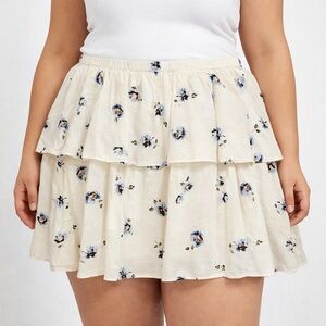 Women’s Cream/Blue Floral Ruffle Mini A-Line Skirt Large - Universal Thread
